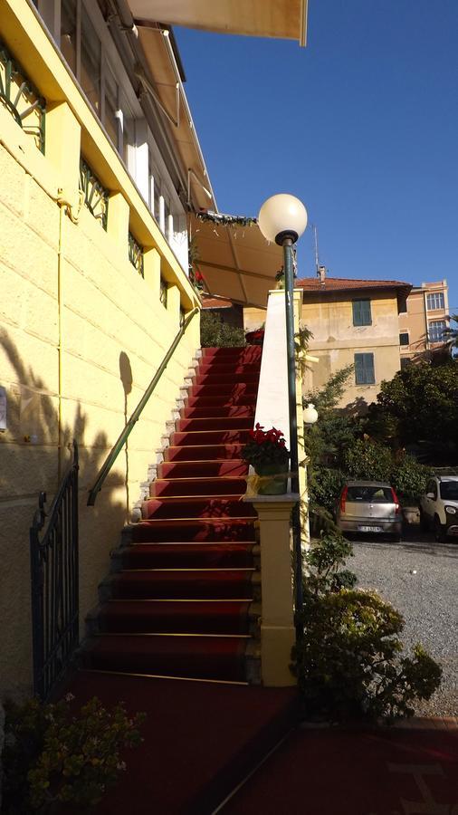 Hotel Azzurro Varazze Luaran gambar