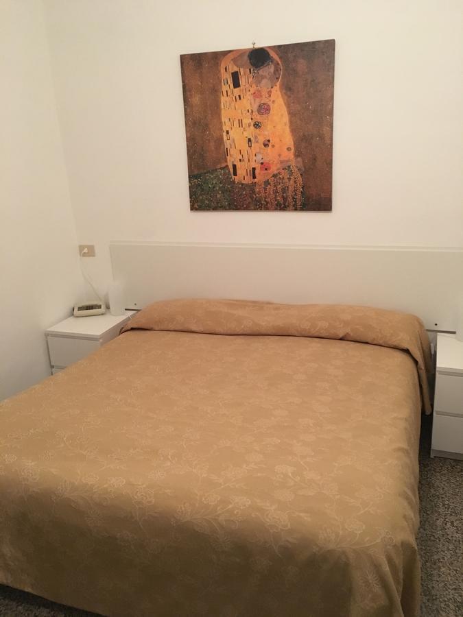 Hotel Azzurro Varazze Luaran gambar